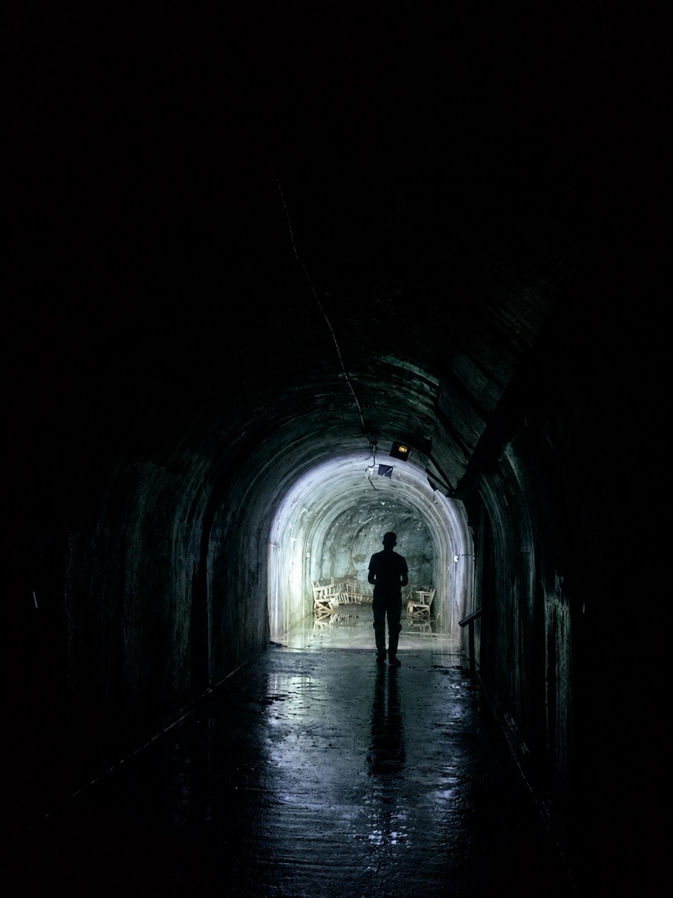 地洞 The Tunnel